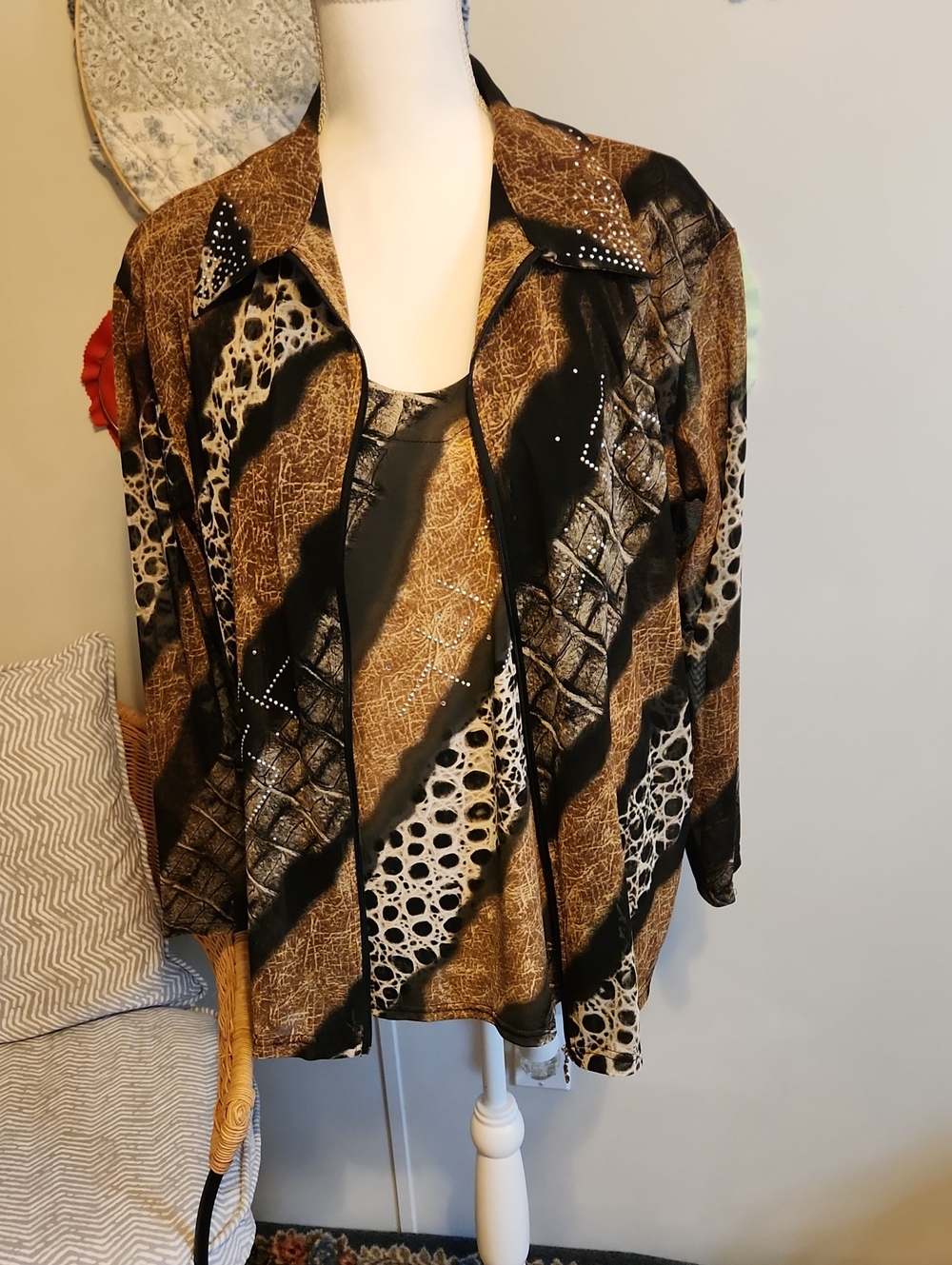 Brown and Black Patterned Two-Piece Top Set